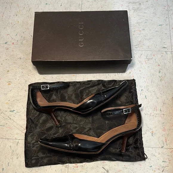 SOLD Vintage Gucci Black Patent kitten heel dress shoes size 8.5 - Picture 6 of 17